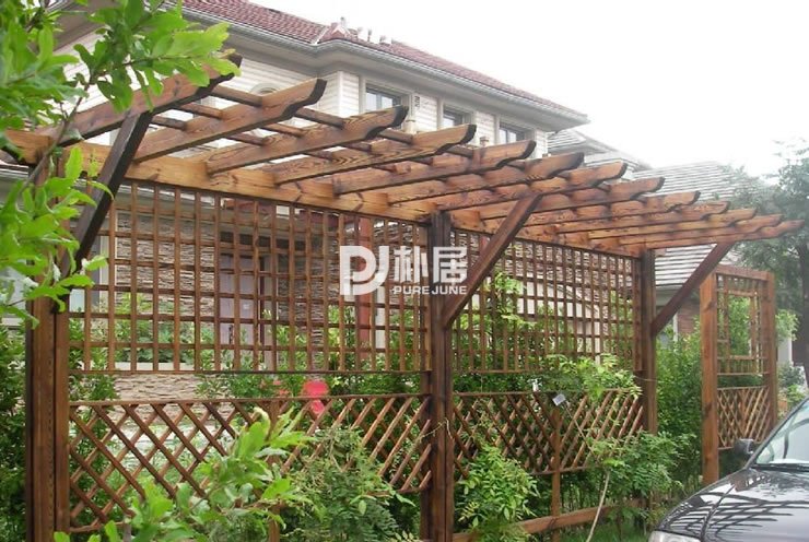 庭院碳化木葡萄架 搭配网格护栏